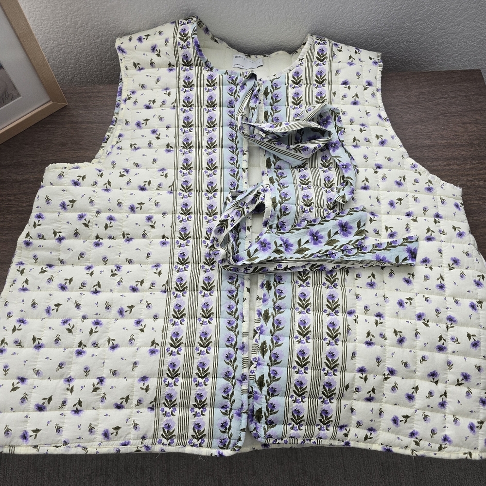 ASOS Quilted Vest With Bows - Picture 10 of 10